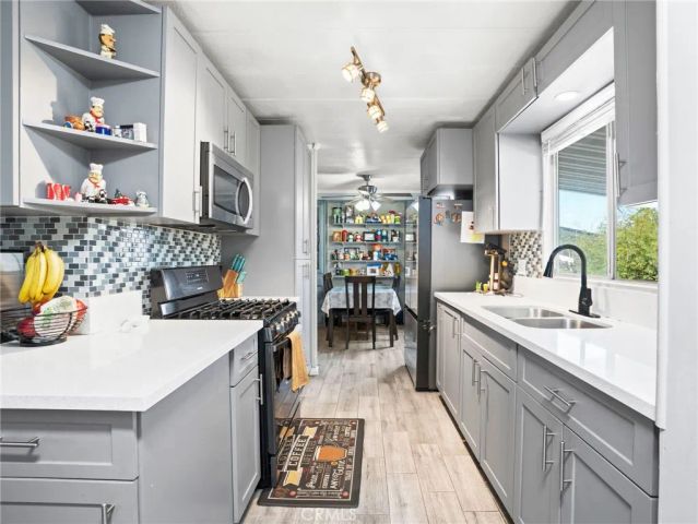 777 S Temescal 102, Corona, CA 92879