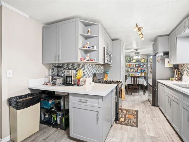 777 S Temescal 102, Corona, CA 92879