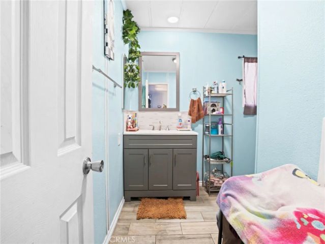 777 S Temescal 102, Corona, CA 92879