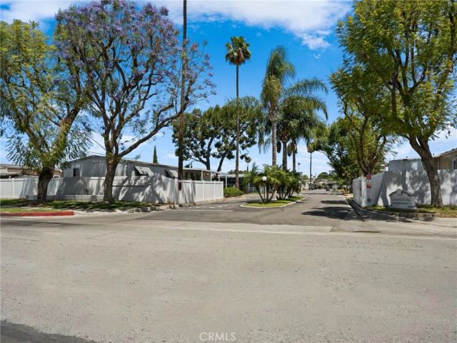 777 S Temescal 102, Corona, CA 92879
