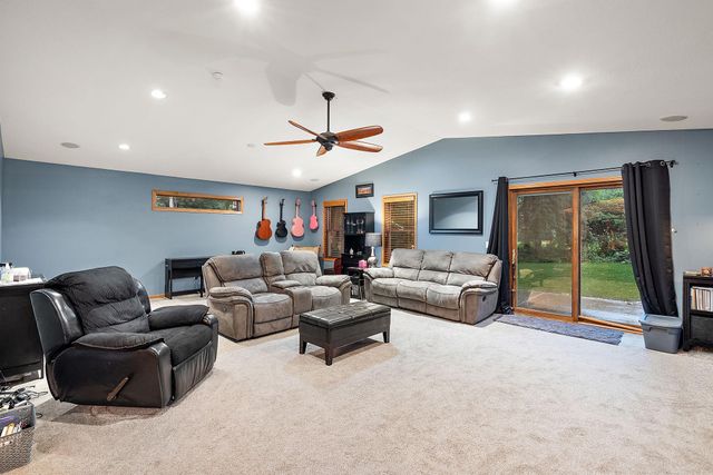 20842 Iteri Avenue, Lakeville, MN 55044