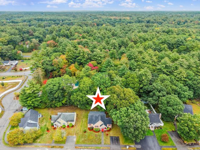 2701 Pouliot Pl, Wilmington, MA 01887