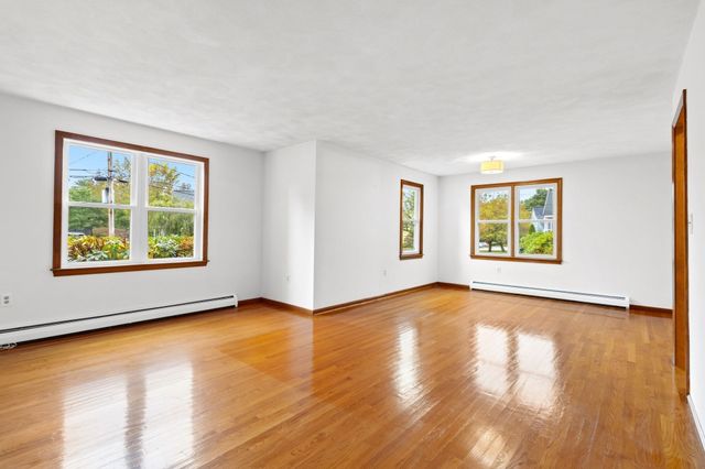 2701 Pouliot Pl, Wilmington, MA 01887