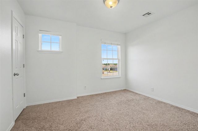 14815 S Lakewood Avenue, Bixby, OK 74008