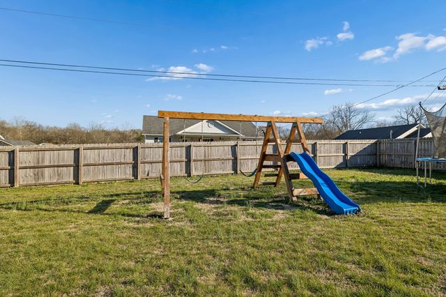 444 Edgewood St, Alexandria, TN 37012