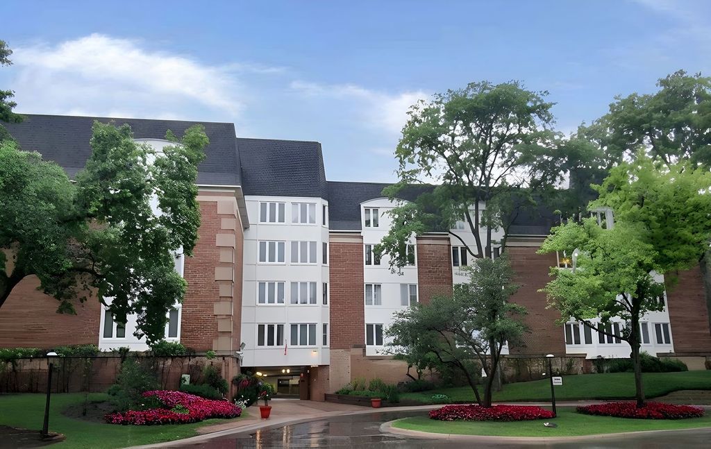 150 Lake Boulevard 118, Buffalo Grove, IL 60089