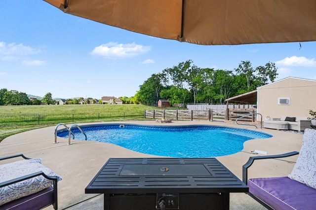 130 Saturday Dr, Lascassas, TN 37085