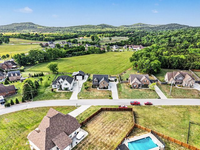 130 Saturday Dr, Lascassas, TN 37085