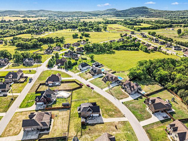 130 Saturday Dr, Lascassas, TN 37085