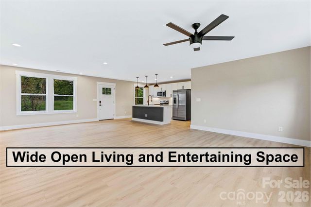 124 Fairfield Lane, Marion, NC 28752