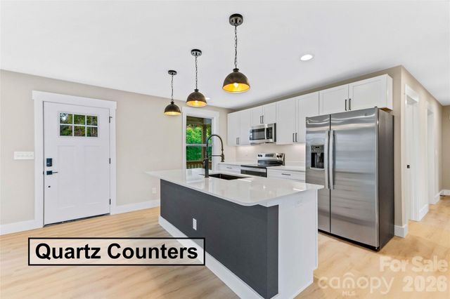 124 Fairfield Lane, Marion, NC 28752