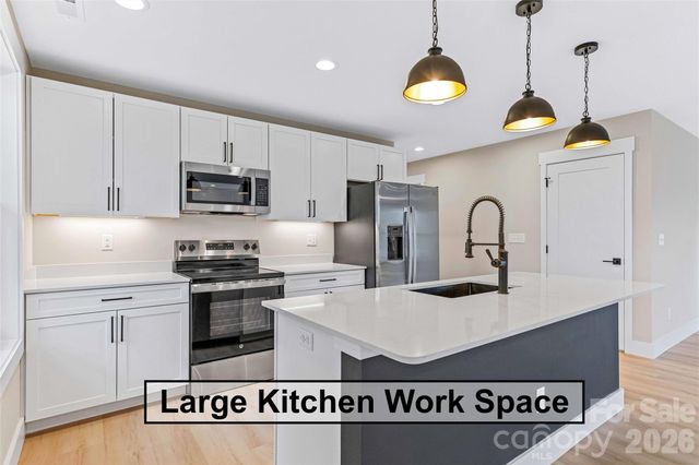 124 Fairfield Lane, Marion, NC 28752