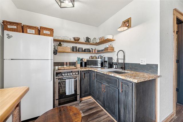 18457 Coppermine Road, Rogers, AR 72756