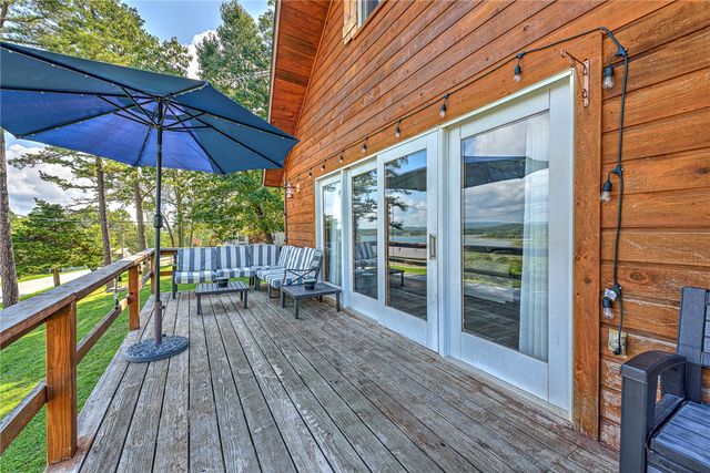 18457 Coppermine Road, Rogers, AR 72756