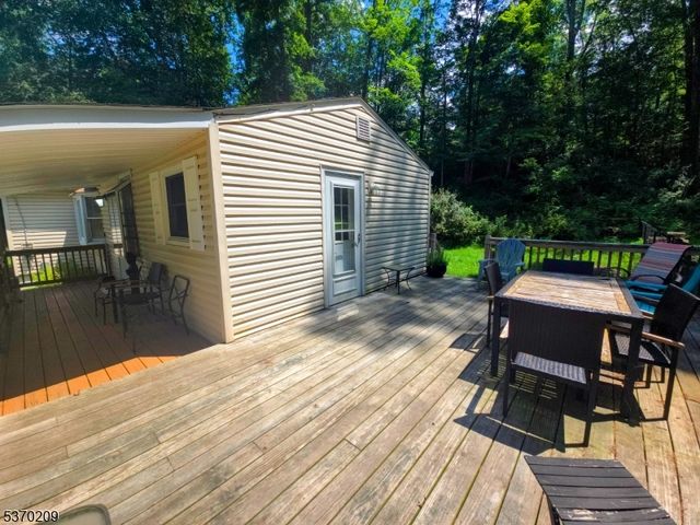 17 Youngs Rd, Andover Twp., NJ 07860