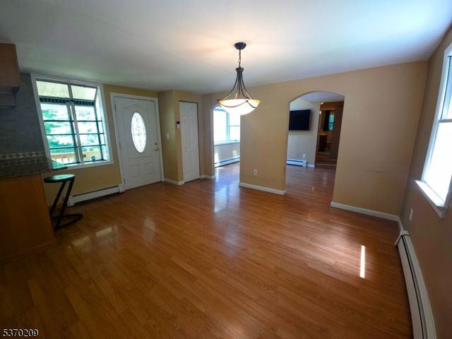 17 Youngs Rd, Andover Twp., NJ 07860