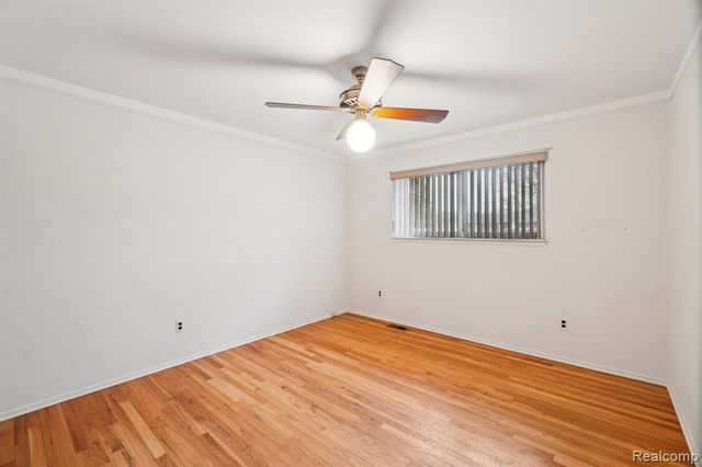 14435 Royal Drive, Sterling Heights, MI 48312