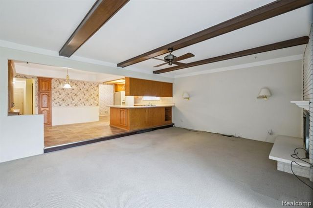 14435 Royal Drive, Sterling Heights, MI 48312