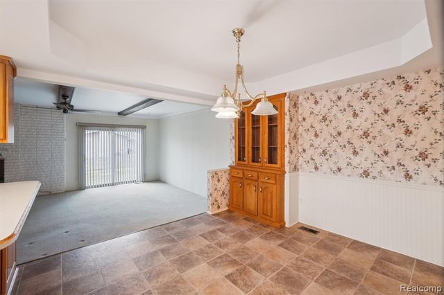 14435 Royal Drive, Sterling Heights, MI 48312