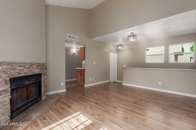 2834 S EXTENSION Road 2058, Mesa, AZ 85210