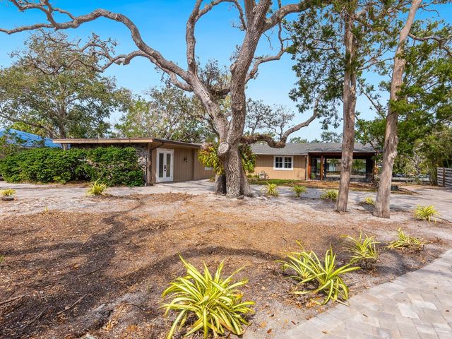 615 BUTTONWOOD DRIVE, Longboat Key, FL 34228