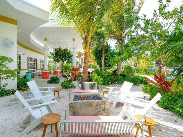 615 BUTTONWOOD DRIVE, Longboat Key, FL 34228