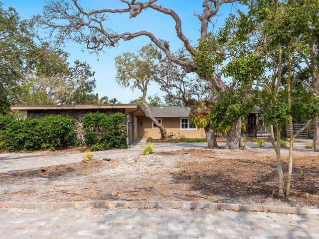 615 BUTTONWOOD DRIVE, Longboat Key, FL 34228