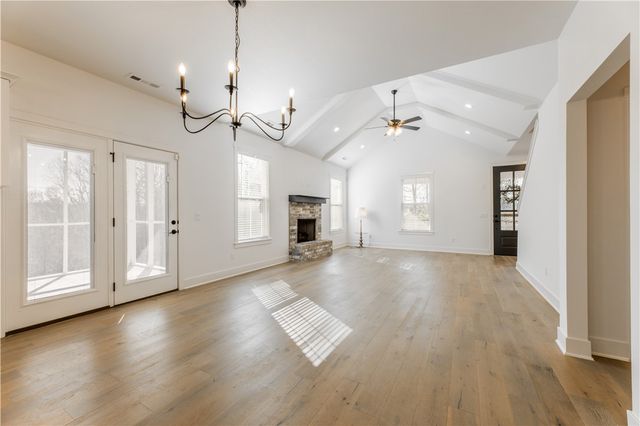 2983 N Old Wire Road, Fayetteville, AR 72703