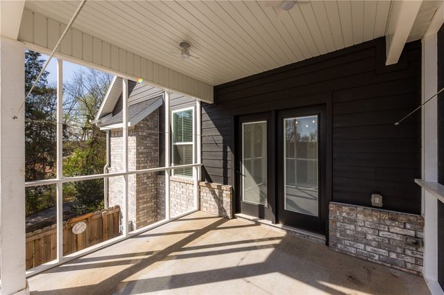 2983 N Old Wire Road, Fayetteville, AR 72703