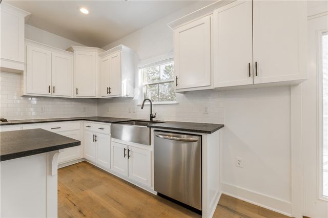 2983 N Old Wire Road, Fayetteville, AR 72703