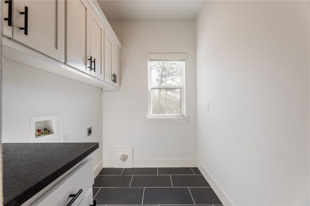 2983 N Old Wire Road, Fayetteville, AR 72703