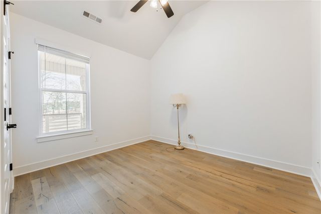 2983 N Old Wire Road, Fayetteville, AR 72703