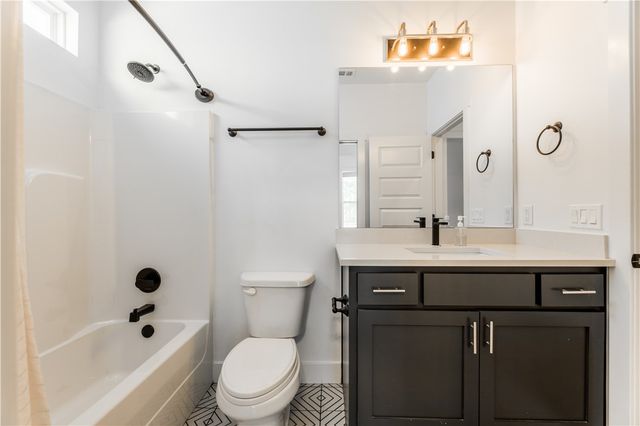 2983 N Old Wire Road, Fayetteville, AR 72703