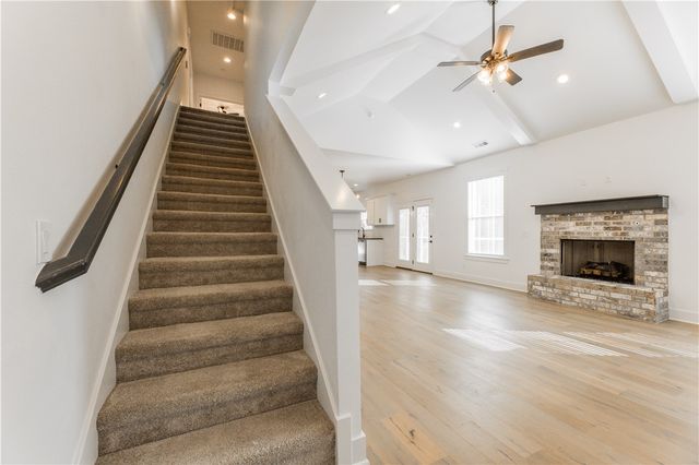 2983 N Old Wire Road, Fayetteville, AR 72703