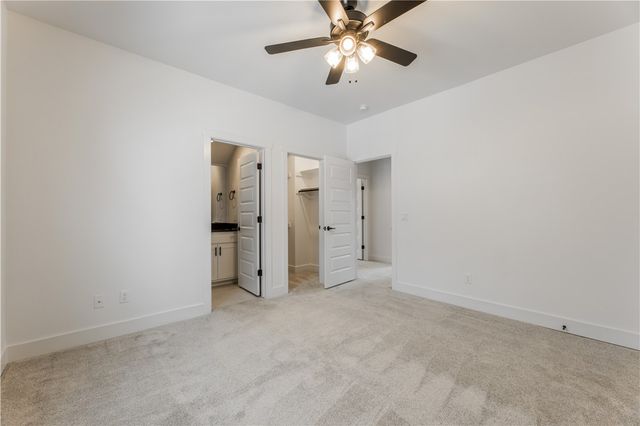 2983 N Old Wire Road, Fayetteville, AR 72703