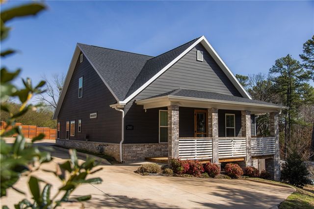 2983 N Old Wire Road, Fayetteville, AR 72703