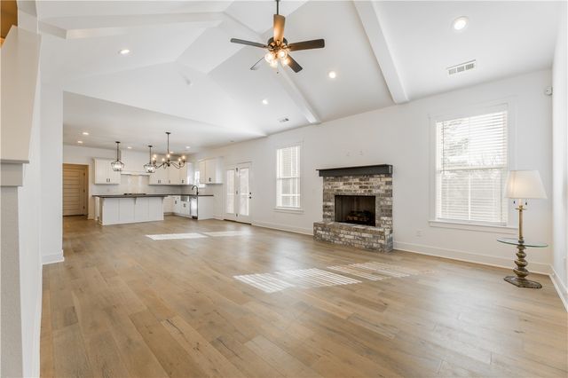 2983 N Old Wire Road, Fayetteville, AR 72703