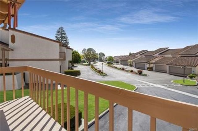 32 Seaview Drive N, Rolling Hills Estates, CA 90274