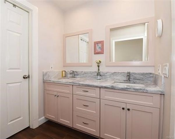 32 Seaview Drive N, Rolling Hills Estates, CA 90274