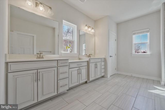 23892 LENAH CREEK CT, Aldie, VA 20105