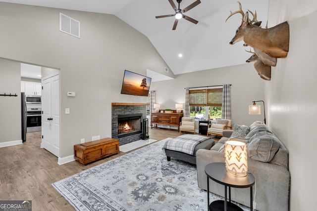 69 Farm Lane, Royston, GA 30662