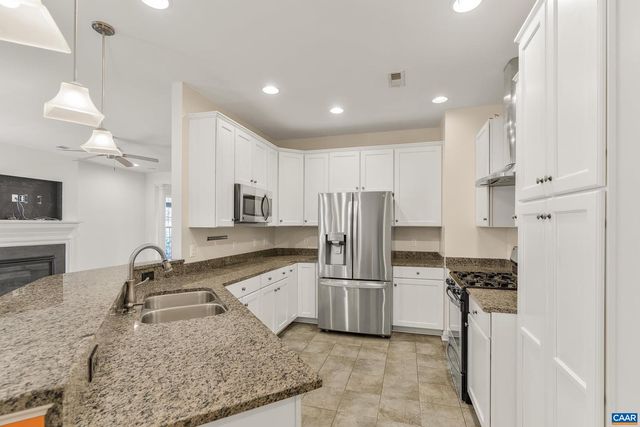5622 UPLAND DR, Crozet, VA 22932