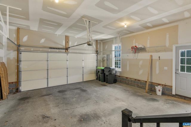 5622 UPLAND DR, Crozet, VA 22932