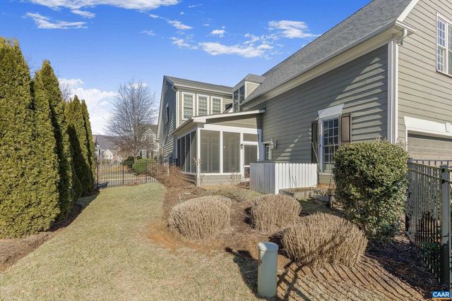 5622 UPLAND DR, Crozet, VA 22932