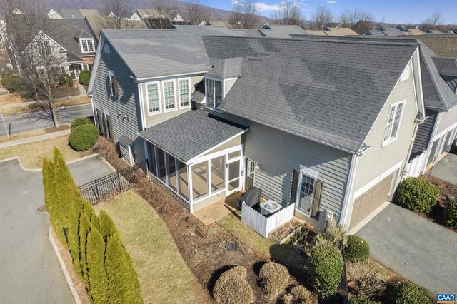 5622 UPLAND DR, Crozet, VA 22932