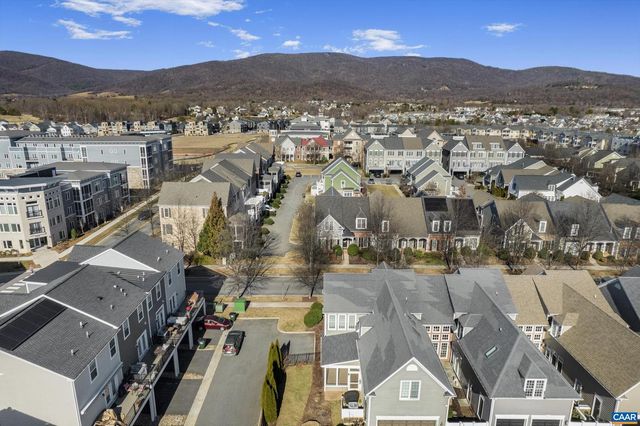 5622 UPLAND DR, Crozet, VA 22932