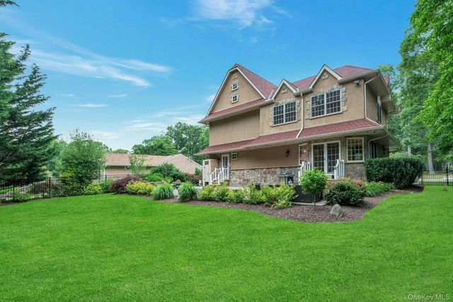 2015 Kenneys Road, Southold, NY 11971