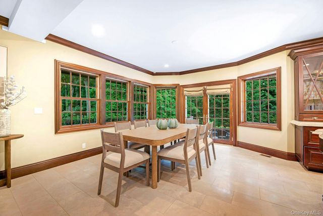 2015 Kenneys Road, Southold, NY 11971