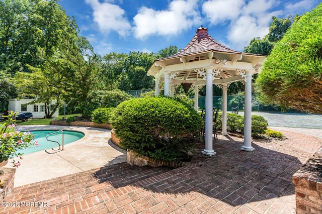 9 Wellington Court, Colts Neck, NJ 07722
