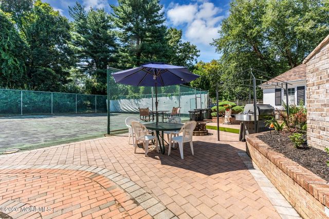 9 Wellington Court, Colts Neck, NJ 07722